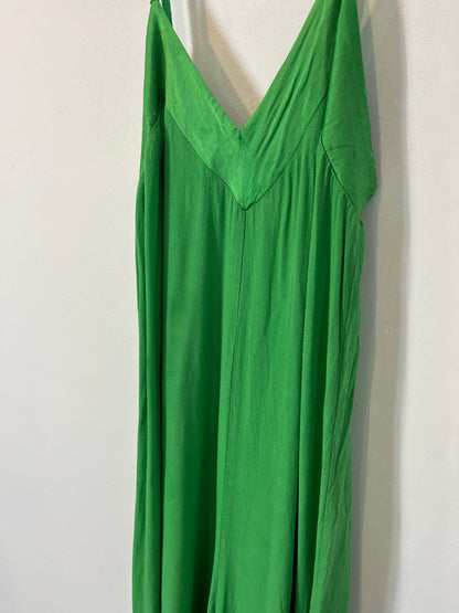 OTRAS. Mono culotte verde fluido. T M/L