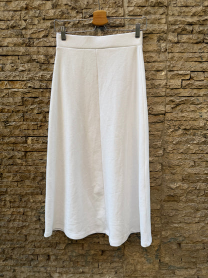 ZARA. Conjunto falda  y top blanco textura