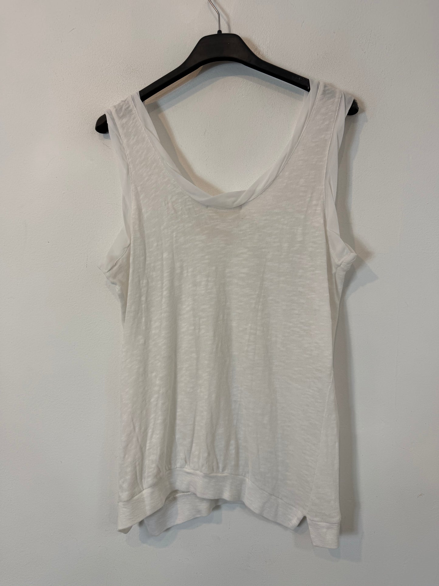 AMERICAN VINTAGE. Camiseta blanca algodón detalle escote