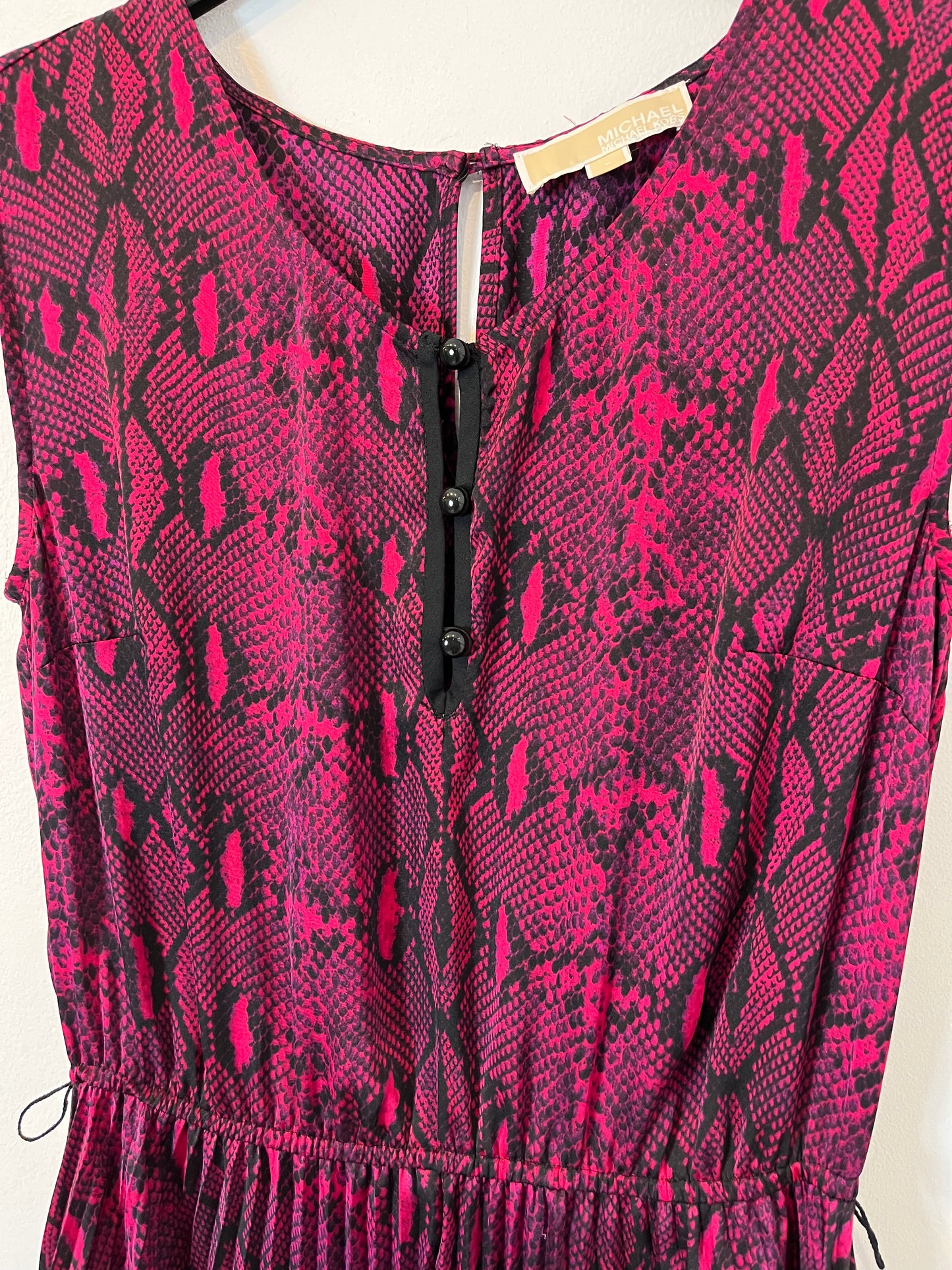 MICHAEL KORS. Vestido largo  plisado animal print. T S