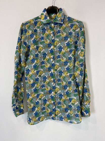 BENCH CORNER. Camisa lino flores. T 42 (S)