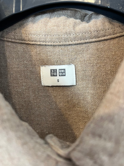 UNIQLO. Dark beige cotton shirt. TS
