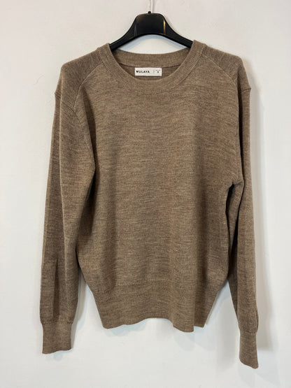 MULAYA. Beige sweater. TS