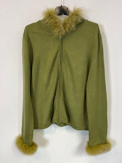 OTRAS. Chaqueta punto verde detalle pelo. T S