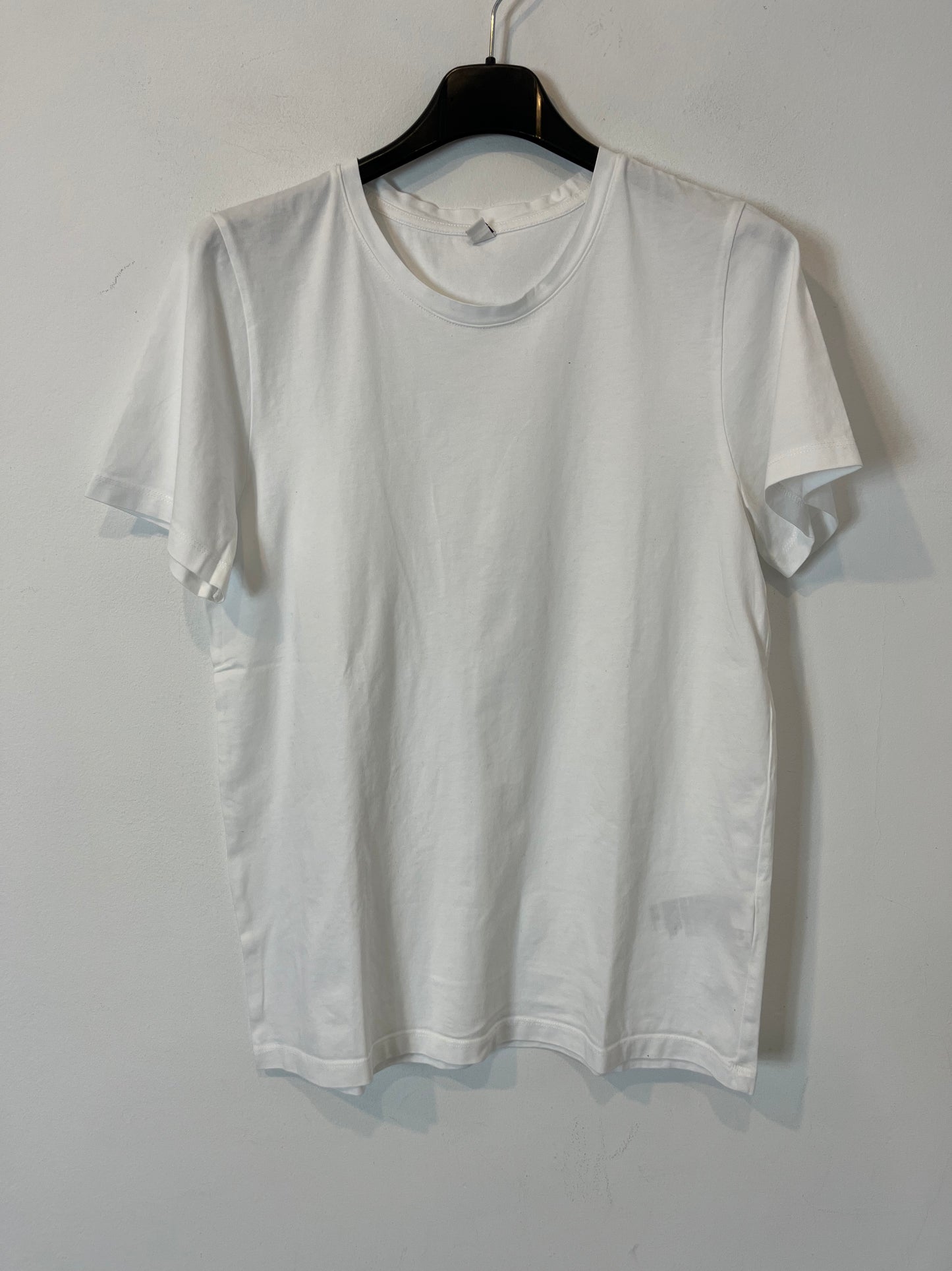 UNIQLO. White cotton T-shirt. TS