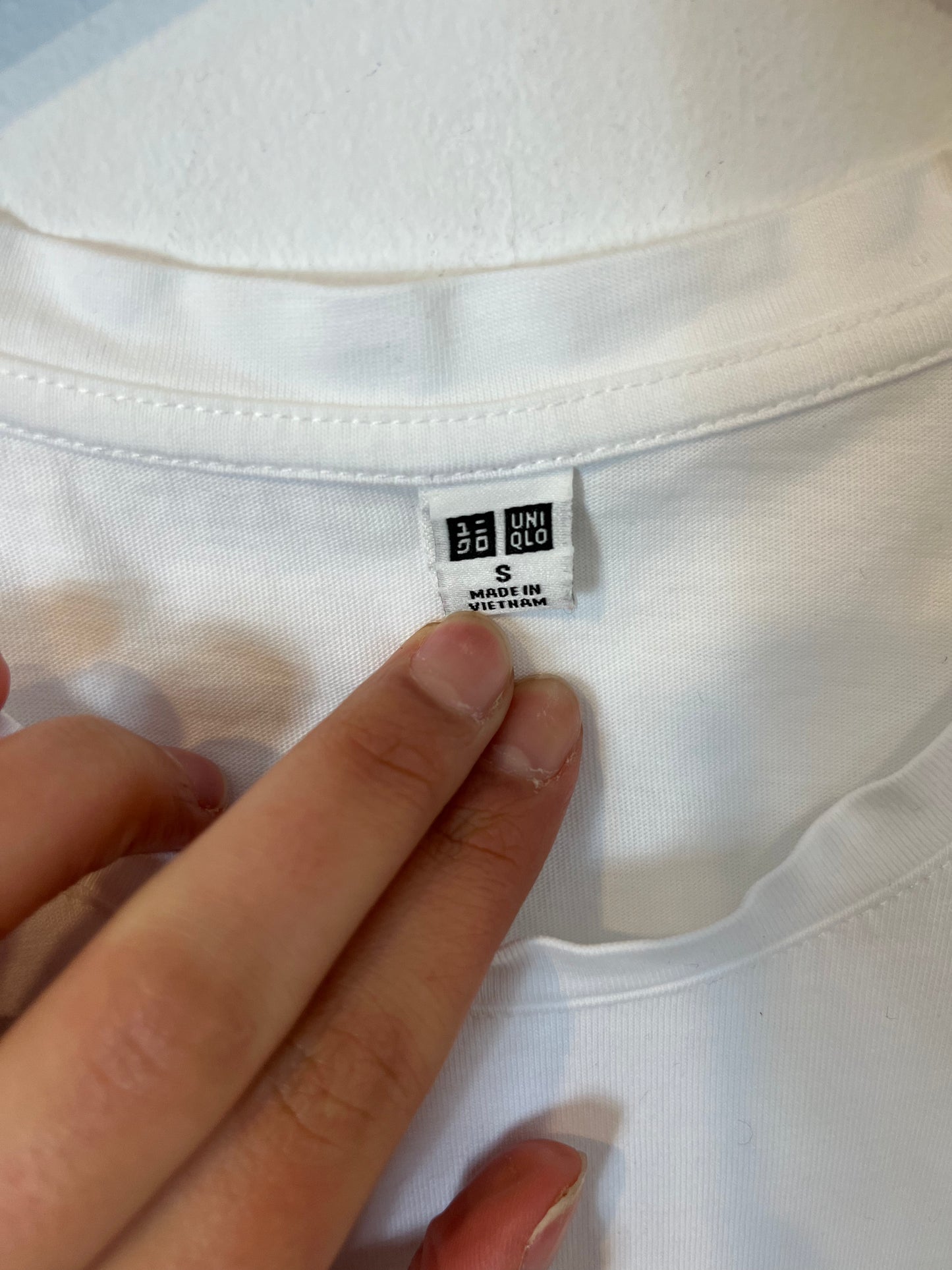 UNIQLO. White cotton T-shirt. TS