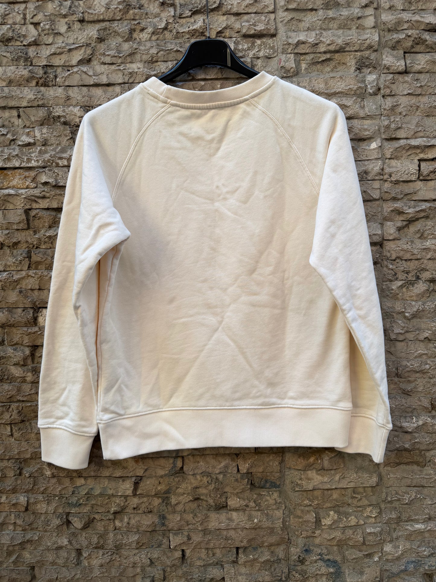 Sudadera beige corazón