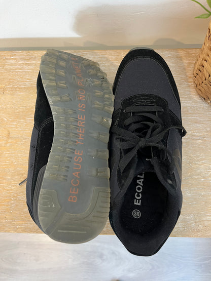 ECOALF. Textured sneakers in black. Size 38