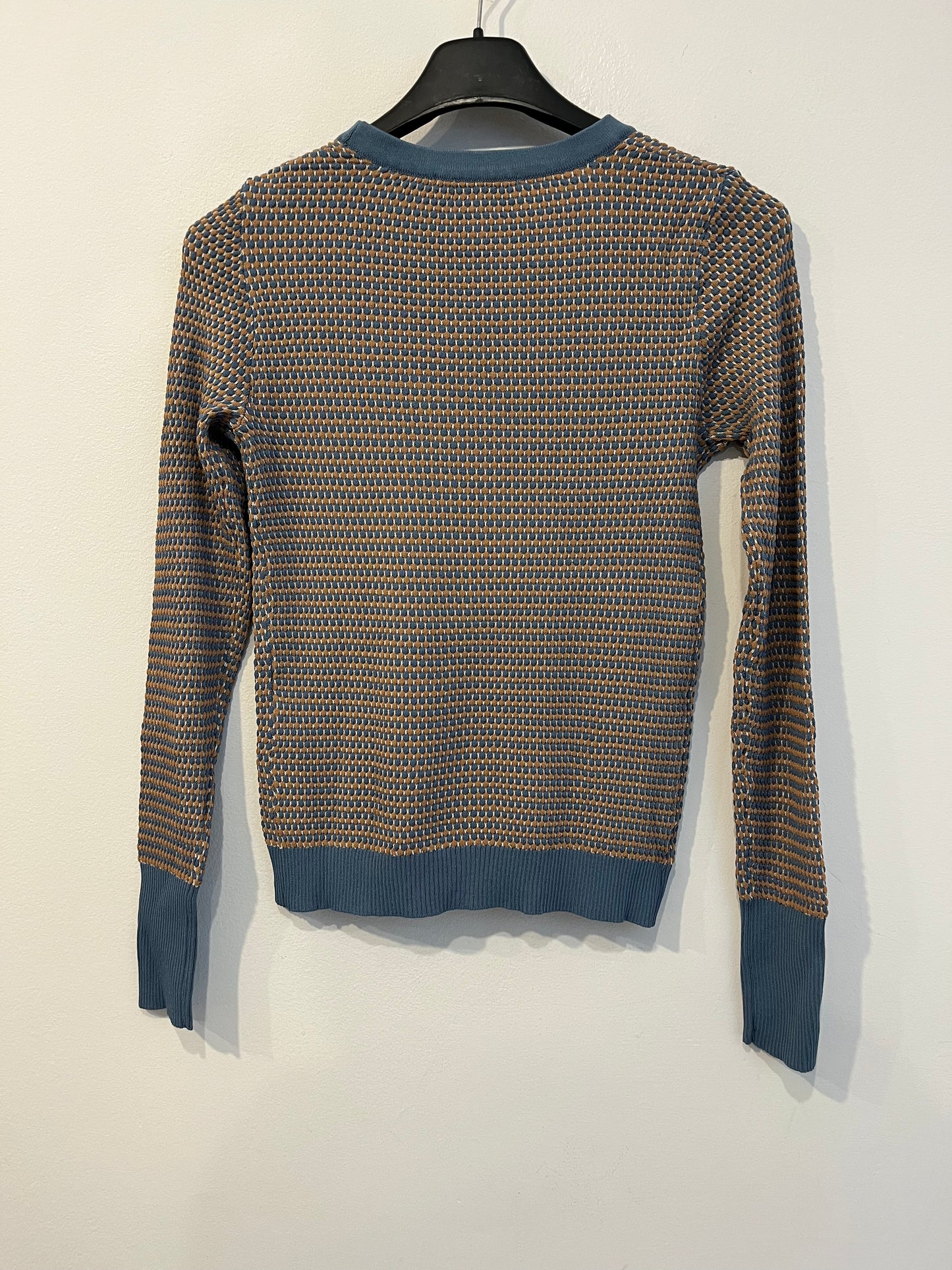 ZARA. Two-tone stretch knit top. TM
