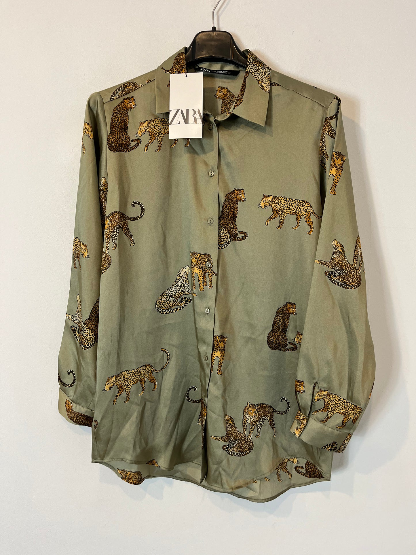 ZARA. Tiger green satin blouse. Size XS