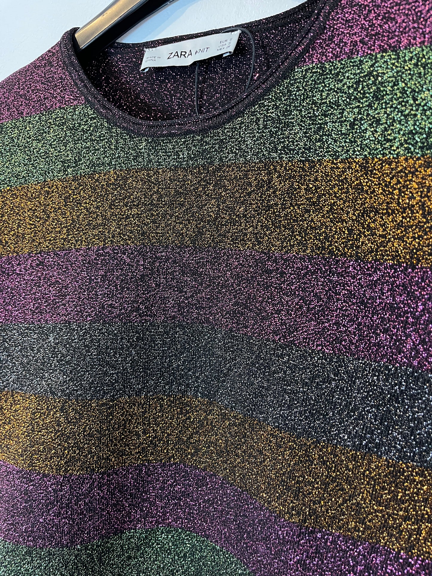 ZARA. Stretch top with metallic threads. TS