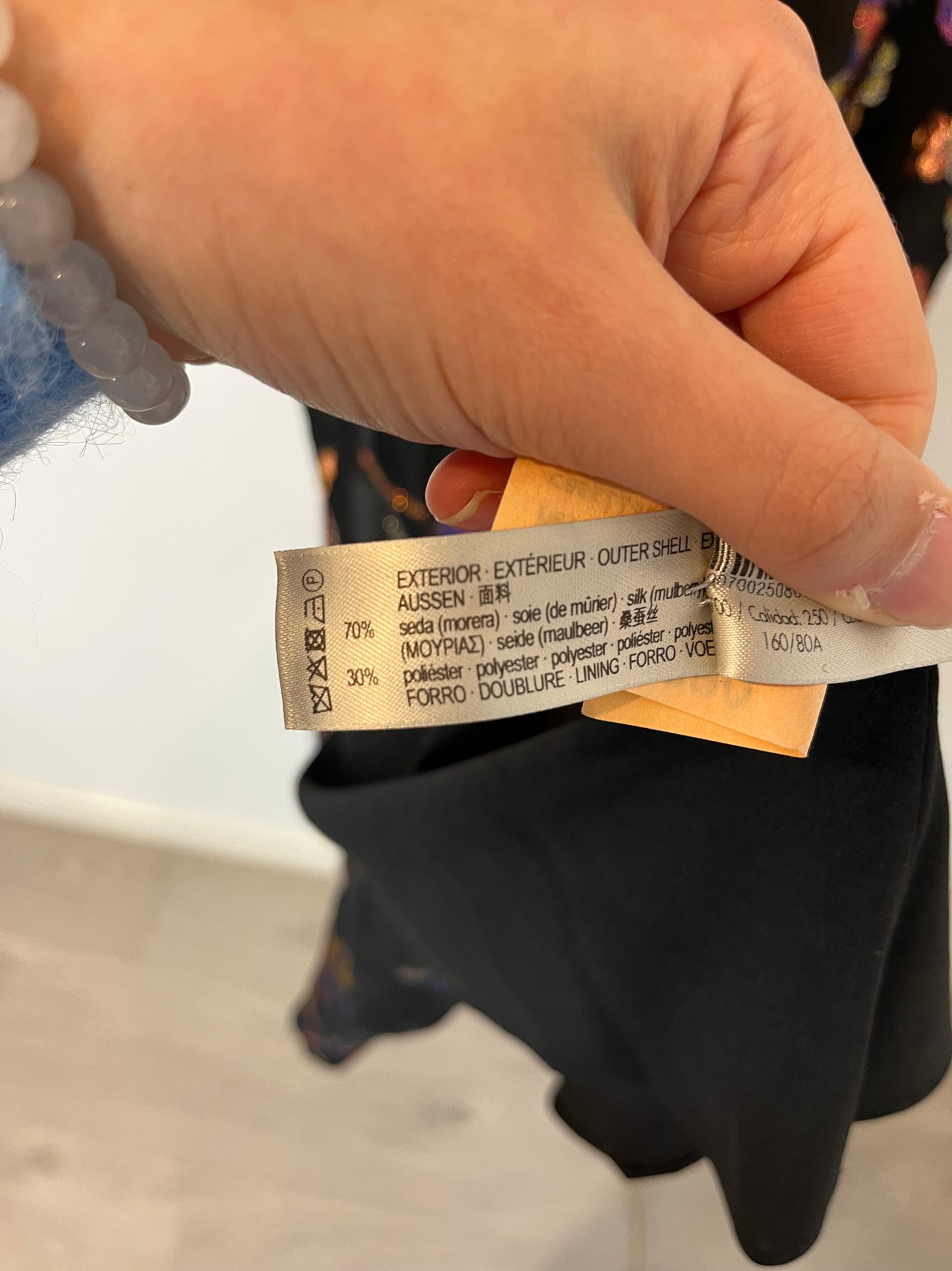 UTERQÜE. Vestido seda hilos metalizados. T XS