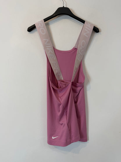 NIKE.Top deportivo rosa. T S/M