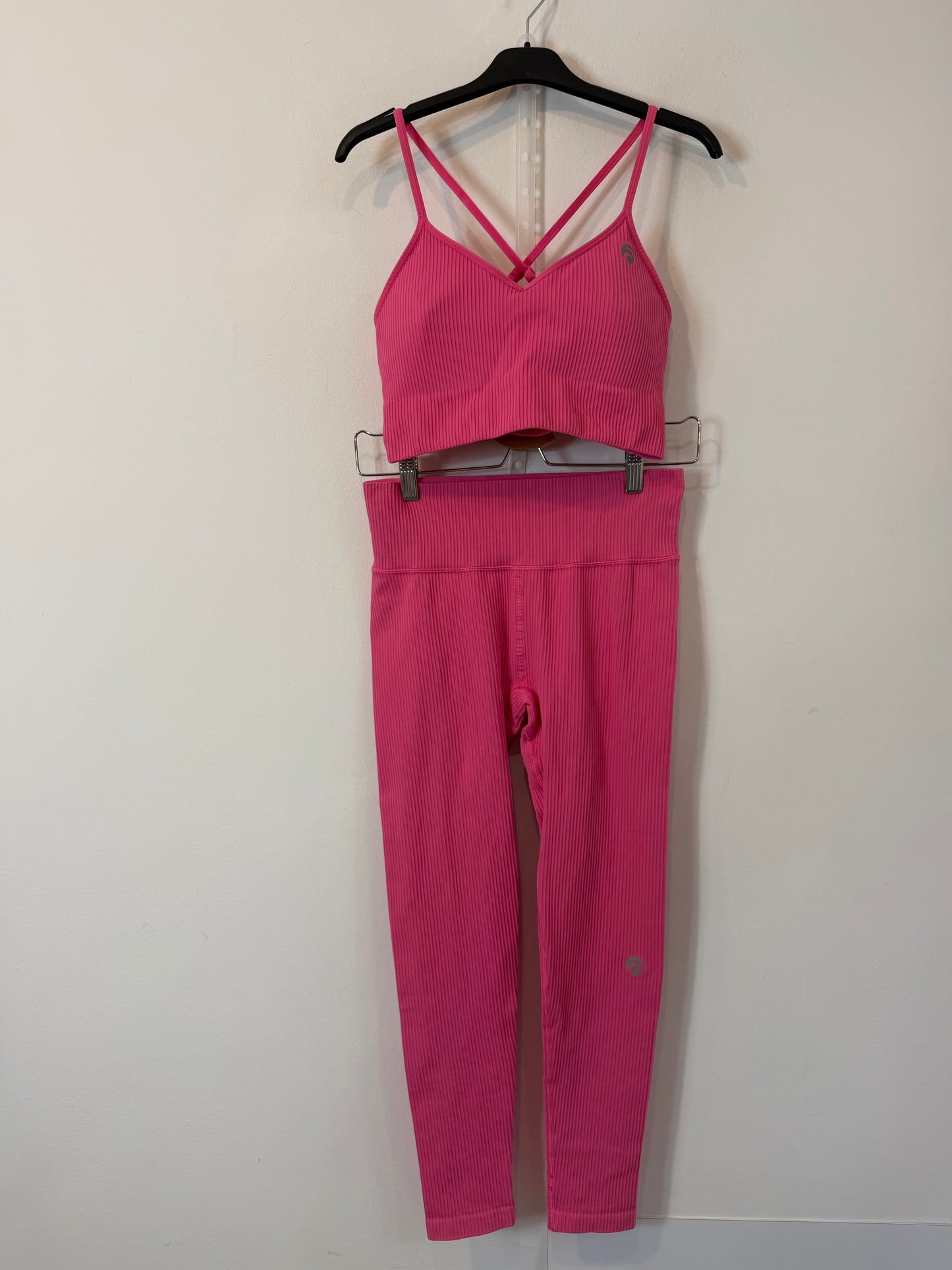 OCEANSAPART. Conjunto rosa top y malla larga. T M