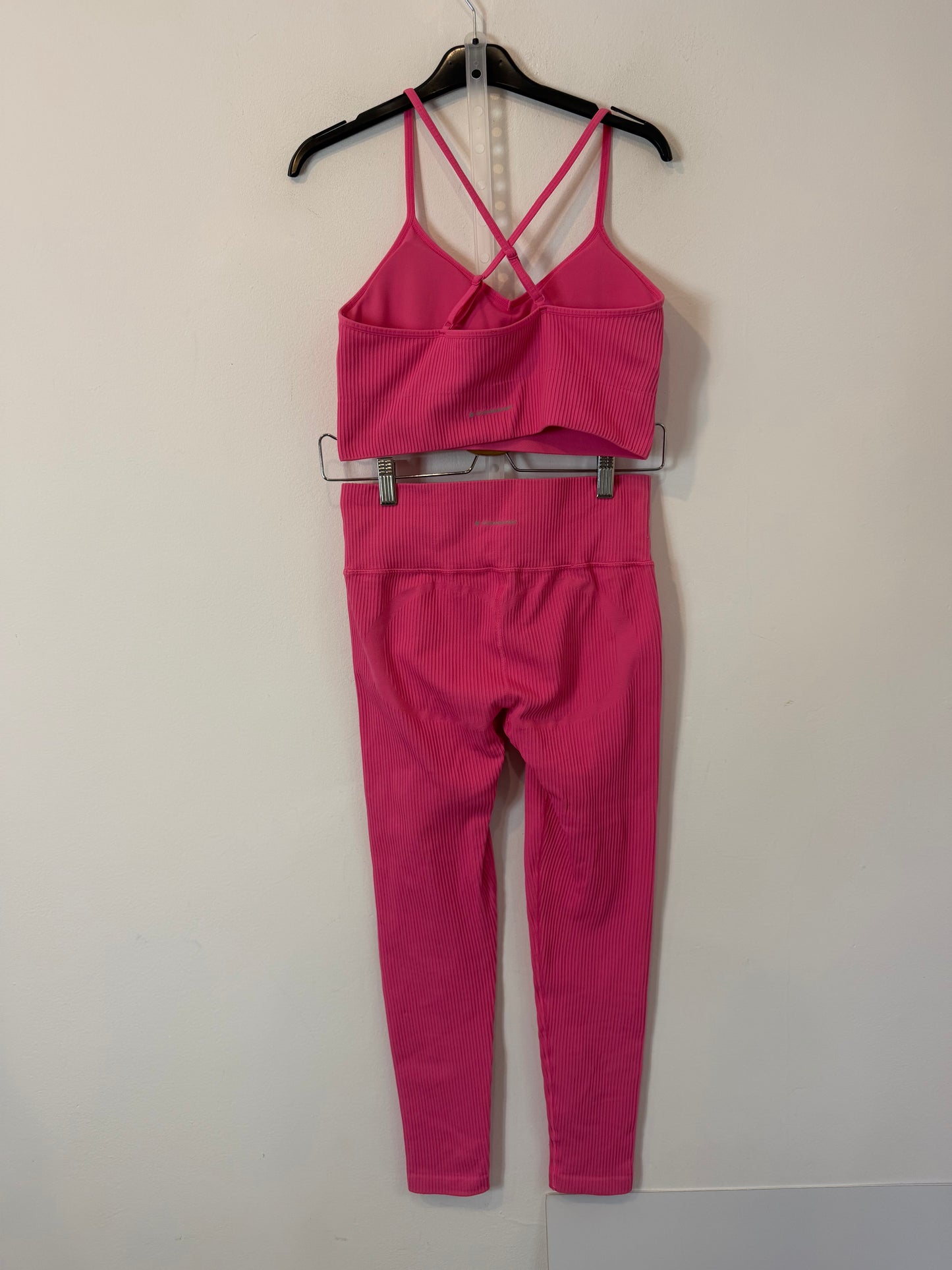 OCEANSAPART. Conjunto rosa top y malla larga. T M