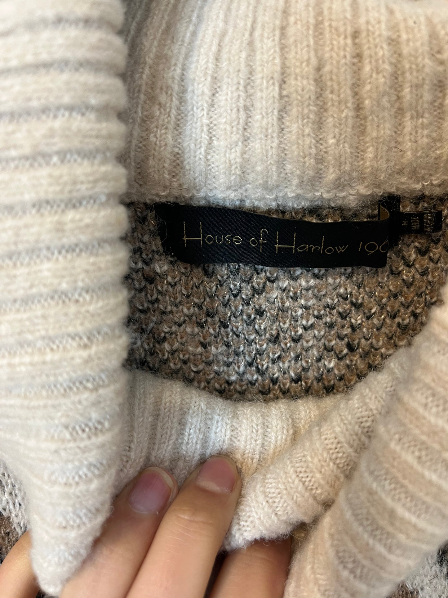 HOUSE OF HARLOW 1960. Jersey beige rombos T. M