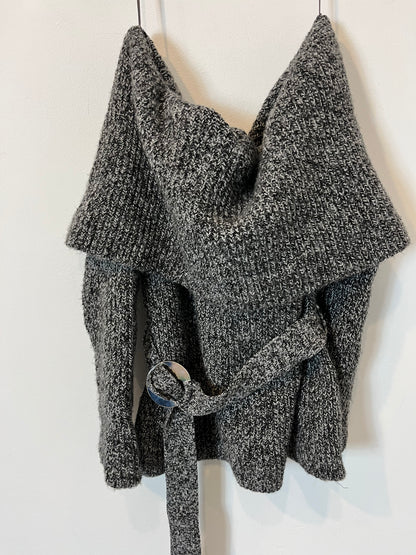 ZARA. Jersey gris espiga T.m