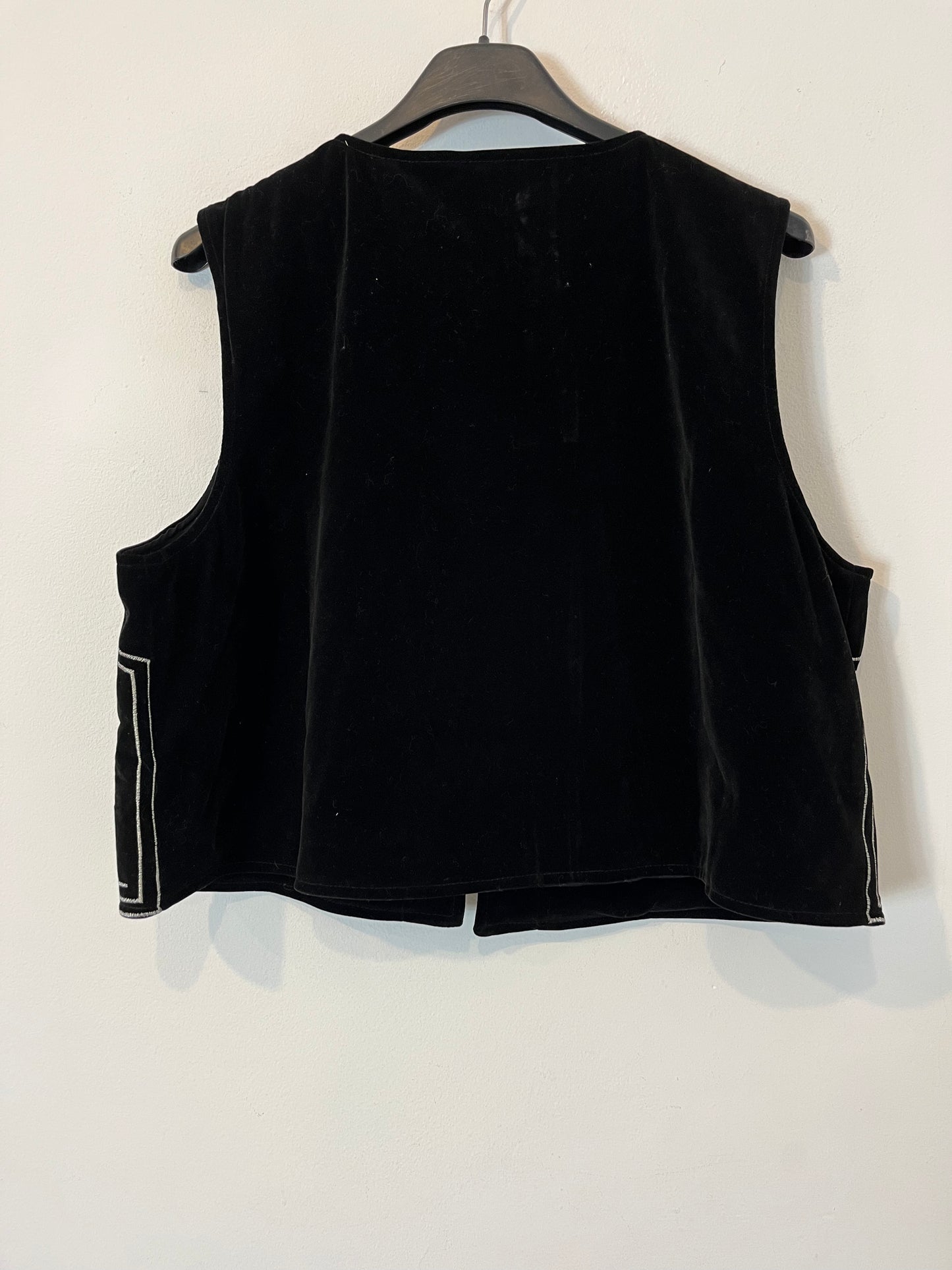 LATIDO. Chaleco negro terciopelo  T.s/m