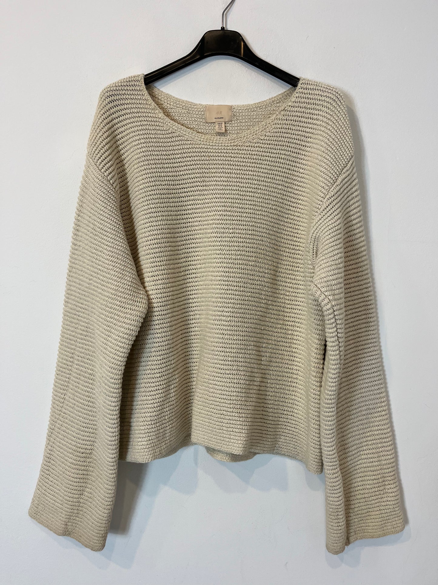 H&M. Jersey beige con seda T.xs