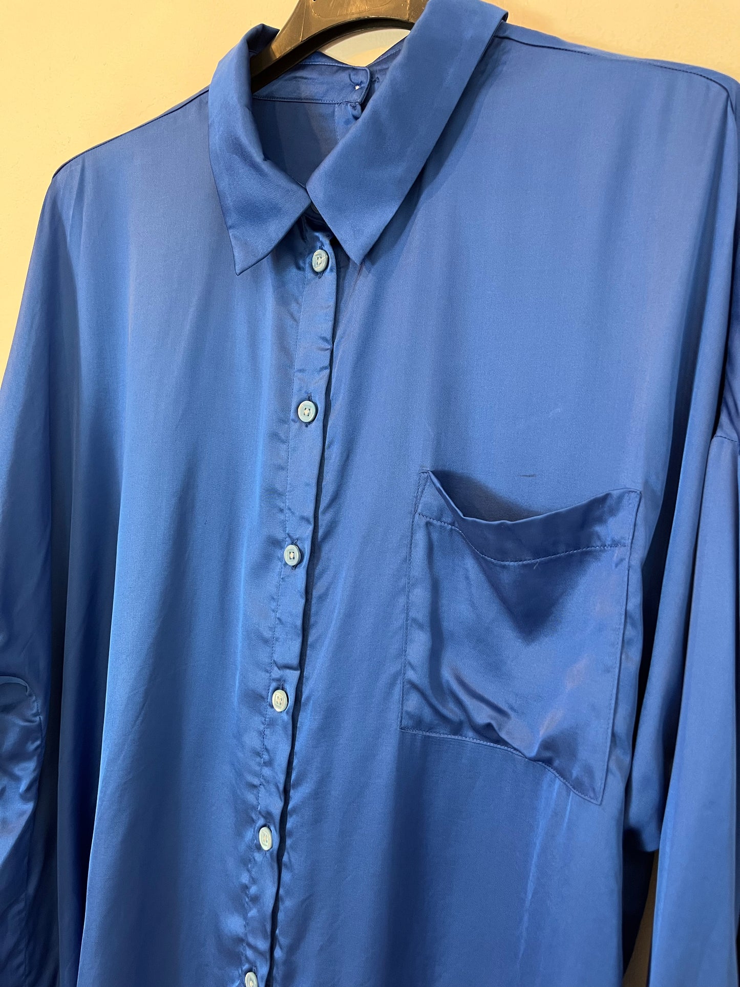 HARMONT&BLAINE. Blusa fluida azul T.44