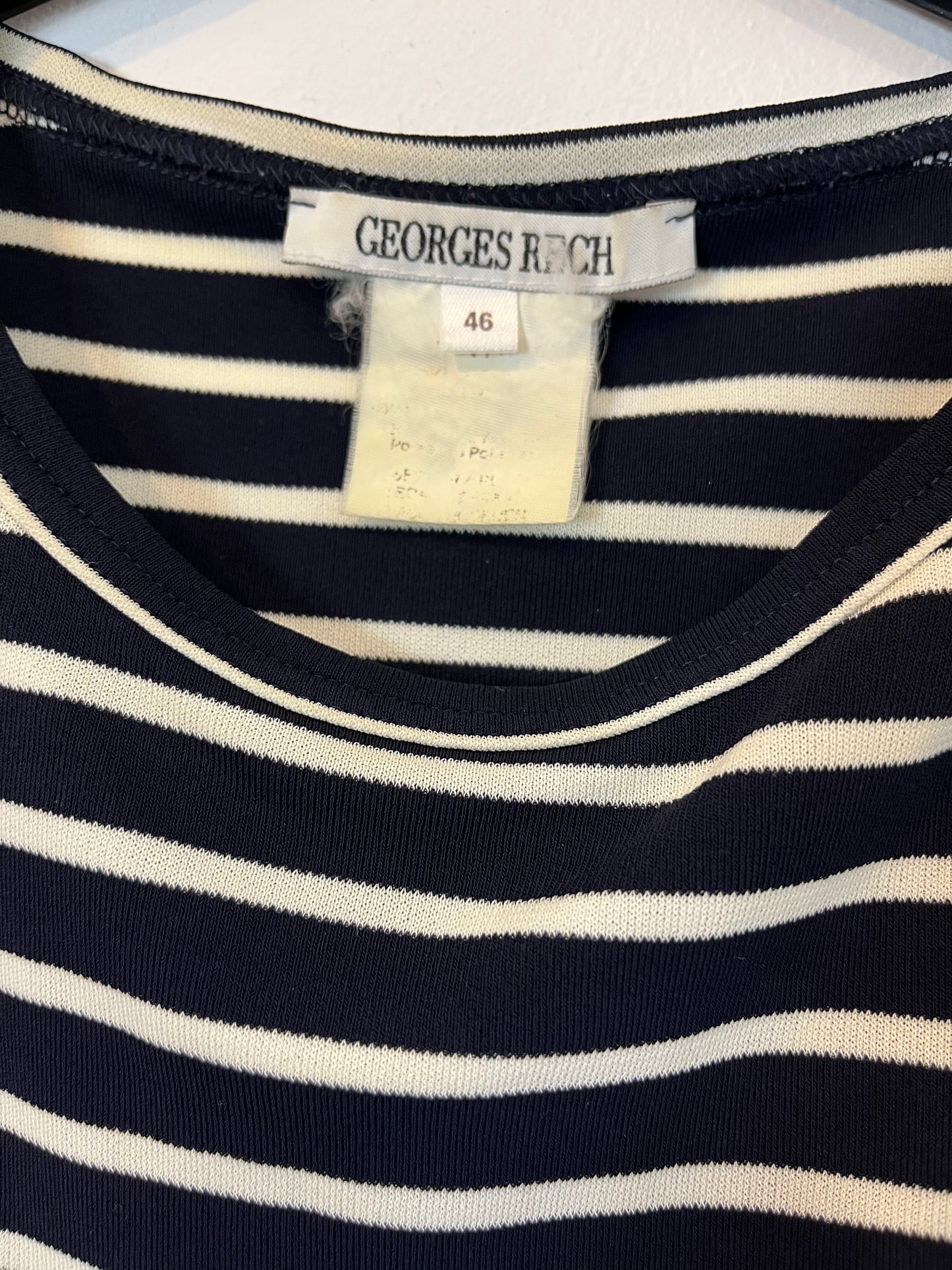 GEORGES RECH. Blue striped sleeveless top. TM