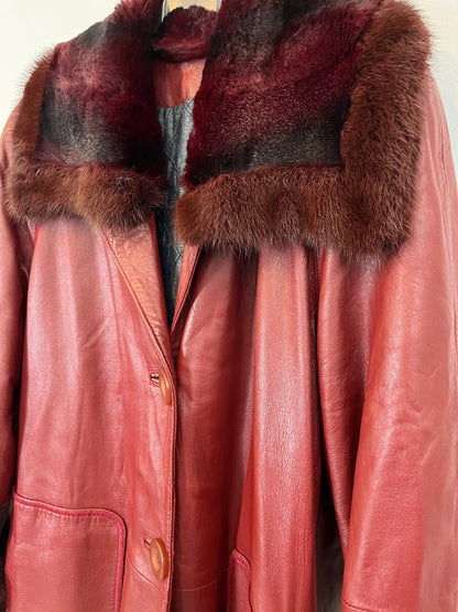 OTHERS. Vintage wine-colored coat. Size 46
