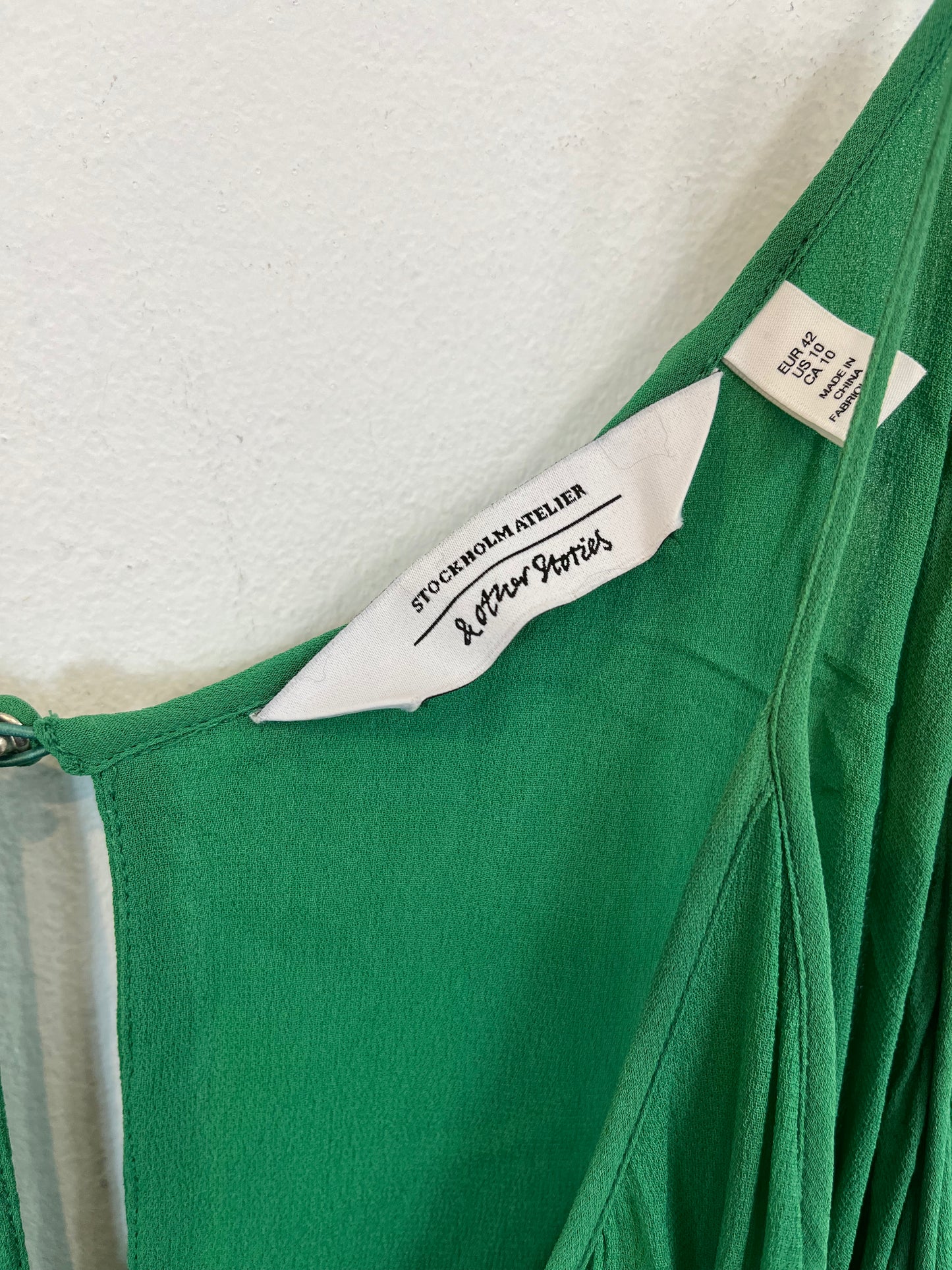 &OTHER STORIES. Vestido verde largo. T 42