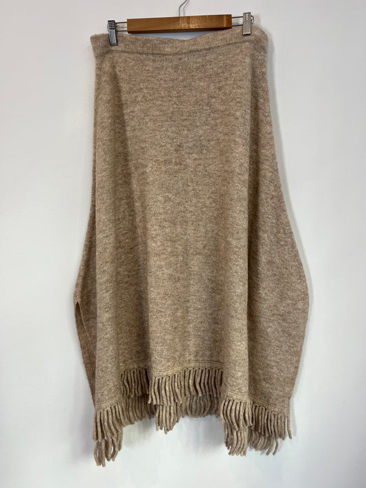 MAX MARA. Fringed midi skirt. Size XL