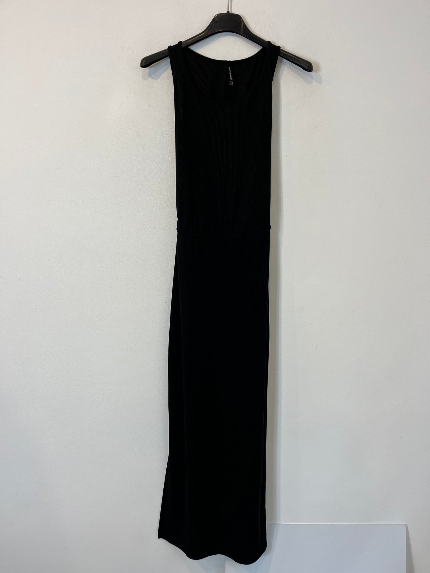 VALENTINA. Vestido negro gasa T.40