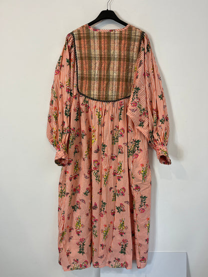 ANTIKSUK. Vestido largo rayas. TU (M/L)