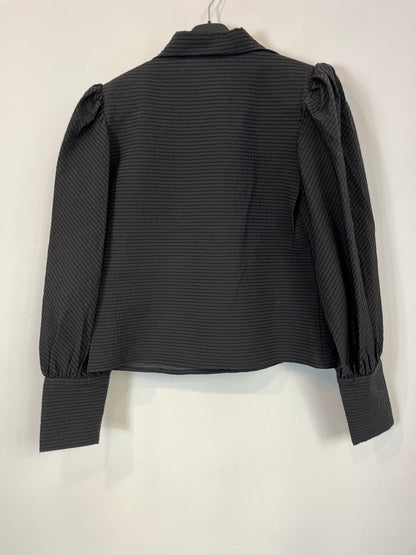 PANAMBI. Black texture blouse T.38