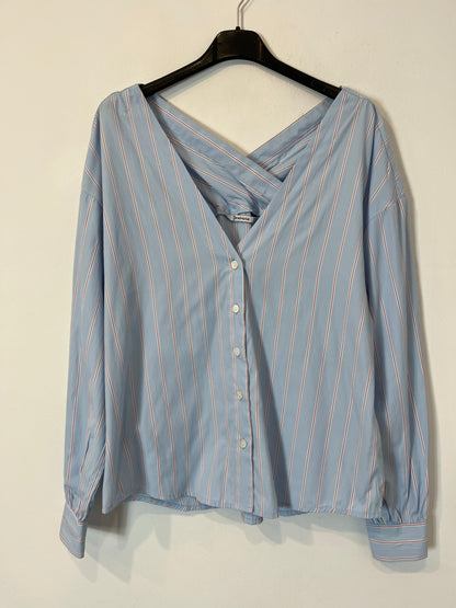 STRADIVARIUS. Blusa rayas. T S