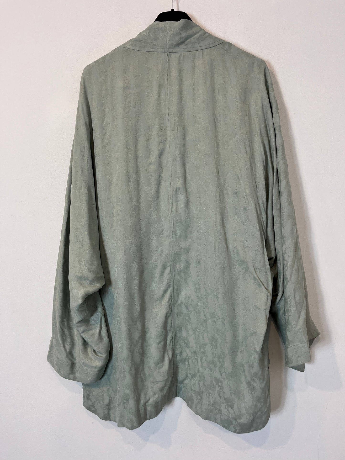 MANGO. Kimono fluido azul claro. T M/L