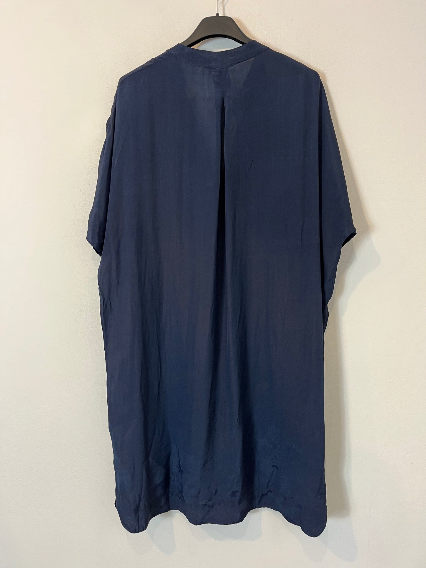 SOUVENIR. Vestido azul marino con seda. T S (M)