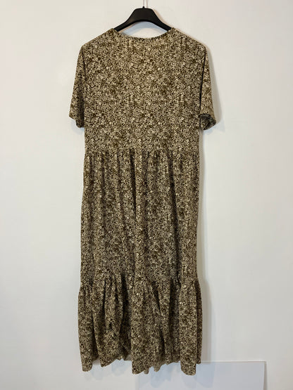 ZARA. Vestido midi verde estampado. T S