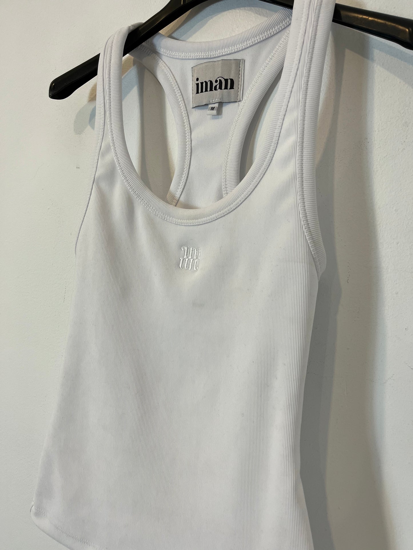 IMAN. Top blanco canalé T.m