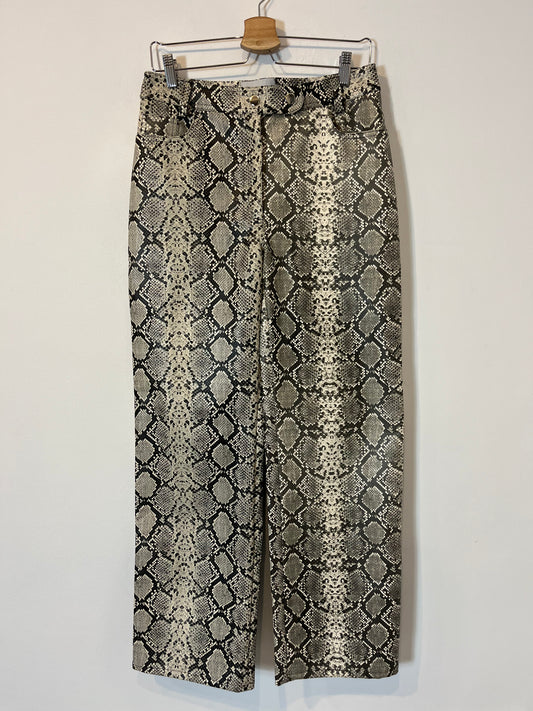 IMAN. Pantalón animal print T.s