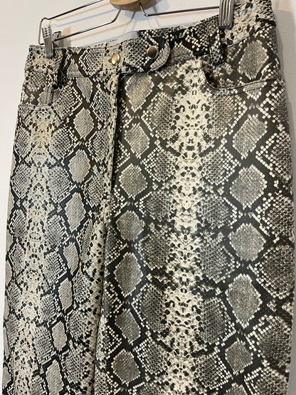 IMAN. Pantalón animal print T.s