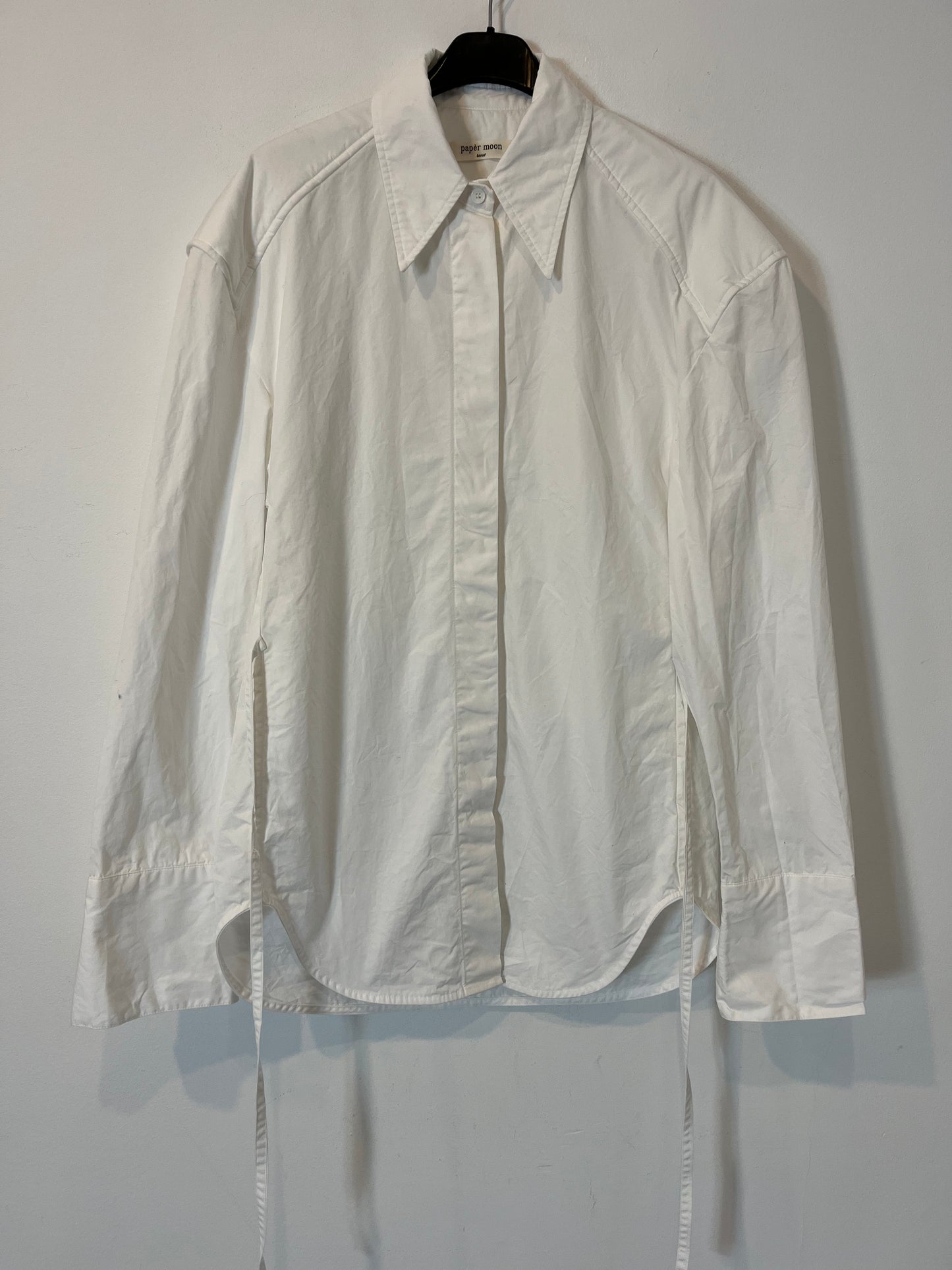 PAPER MOON. White blouse with strings S/S