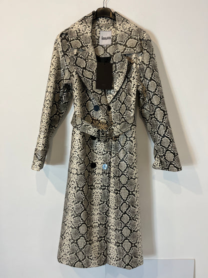 MAGNET. Animal print trench coat Ts