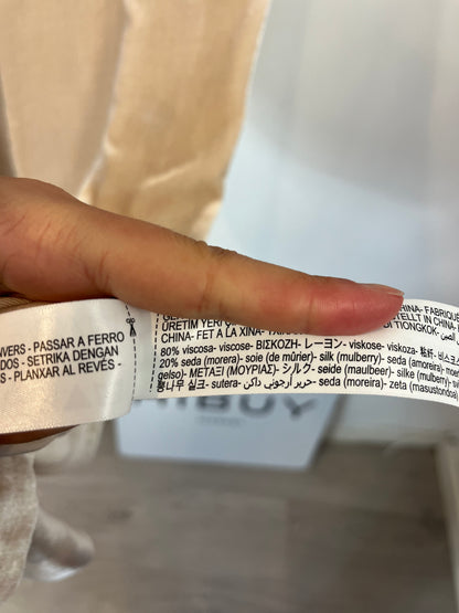 MASSIMO DUTTI. Flowing beige velvet trousers. TM