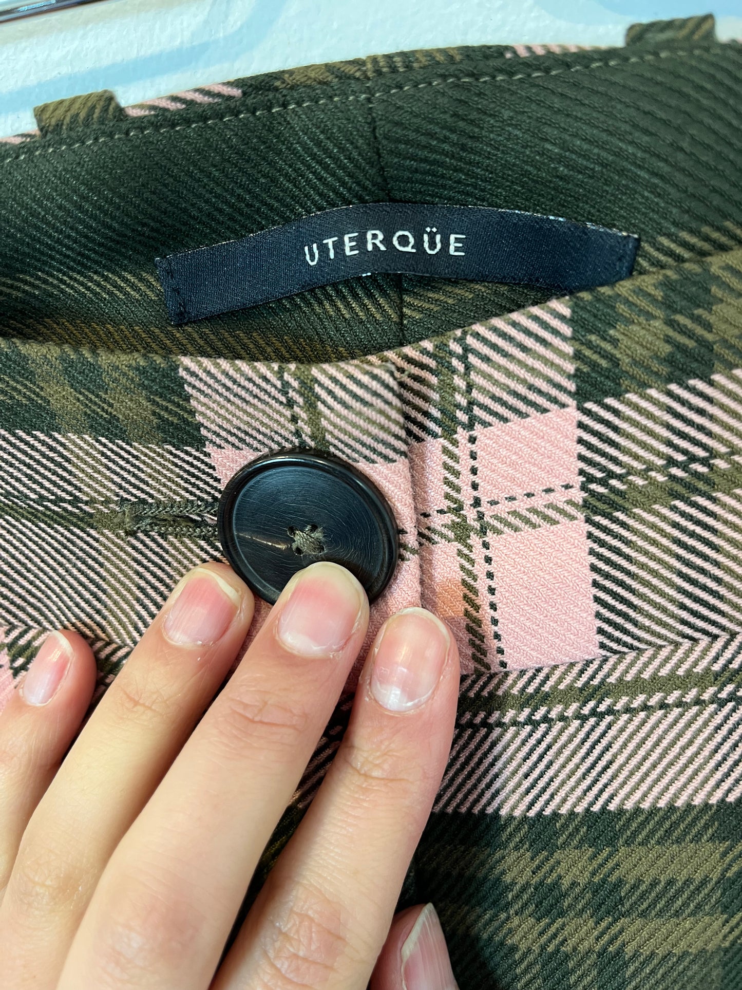 UTERQÜE. Pantalón cuadros textura. T L