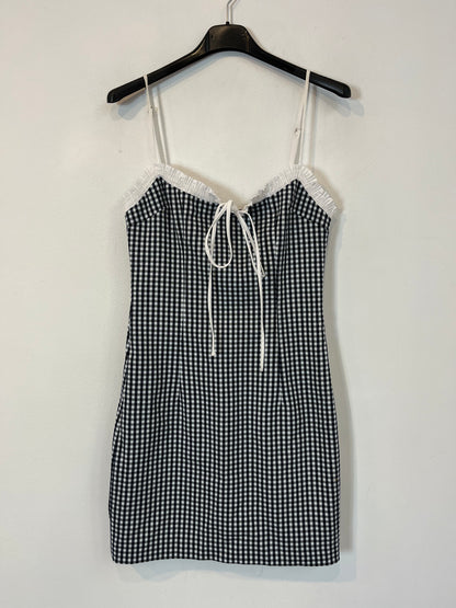 ZARA. Vestido corto cuadros T.s