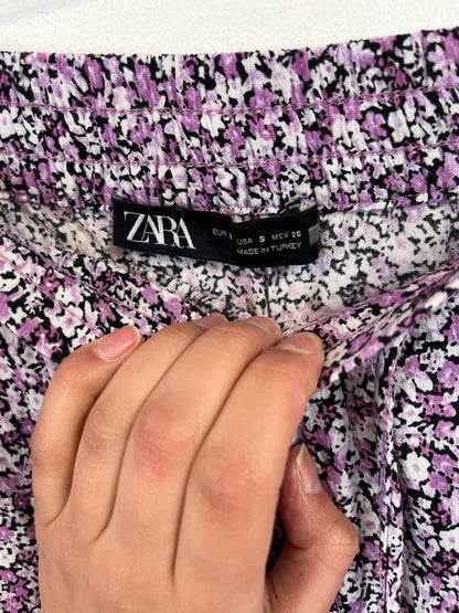 ZARA. Purple floral Ts skirt/trousers
