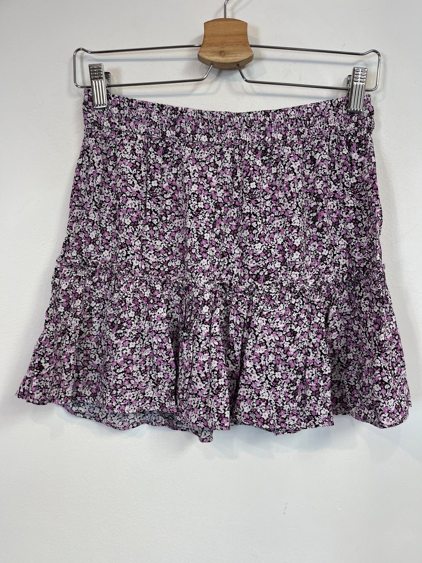 ZARA. Purple floral Ts skirt/trousers