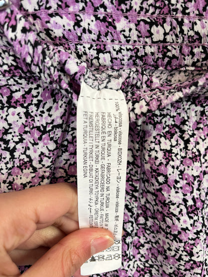 ZARA. Purple floral Ts skirt/trousers