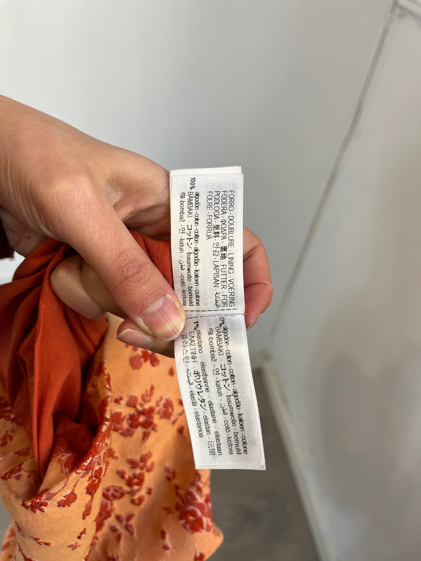 ZARA STUDIO. Embroidered midi skirt T.xs