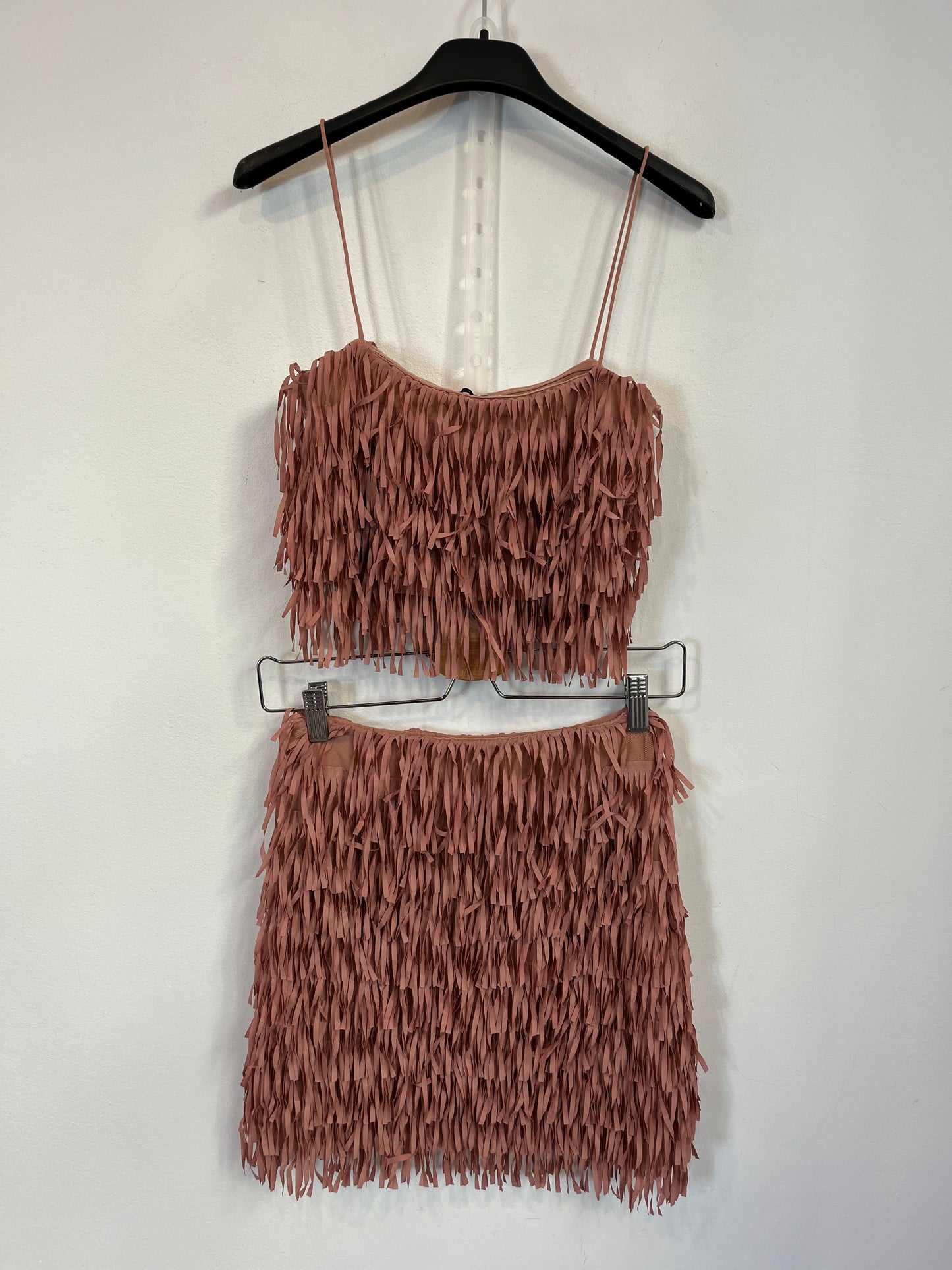 ZARA. Pink Ts fringe set