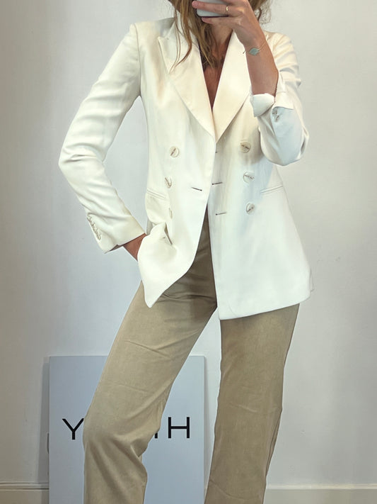 Massimo Dutti. Blazer blanco botones. T. 36