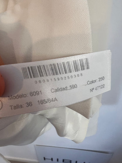 Massimo Dutti. Blazer blanco botones. T. 36